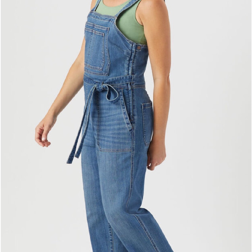 Duluth daily denim jumpsuit overalls. New without tags. Never worn. Size 10